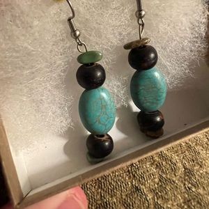 Semi-precious earrings turquoise and brown